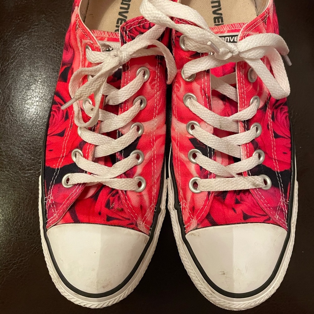 Rose Converse